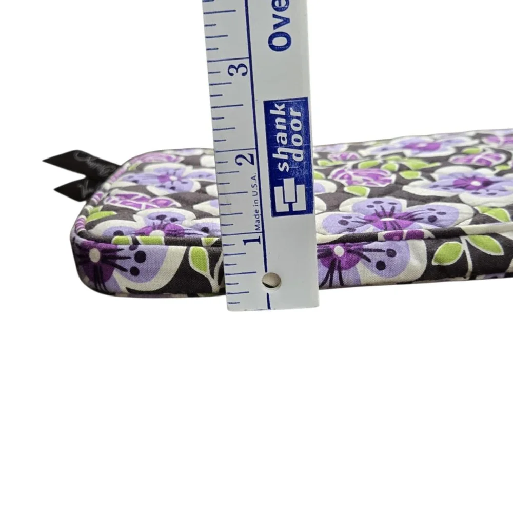 Vera Bradley Plum Petals Fall 2011 Tablet Case I-pad Sleeve Purple Floral Padded